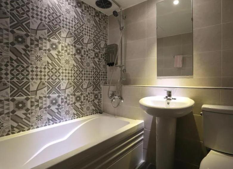 Ilsan Blanc Motel Kojang Kültér fotó