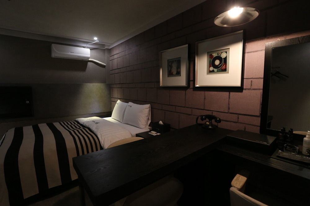 Ilsan Blanc Motel Kojang Kültér fotó