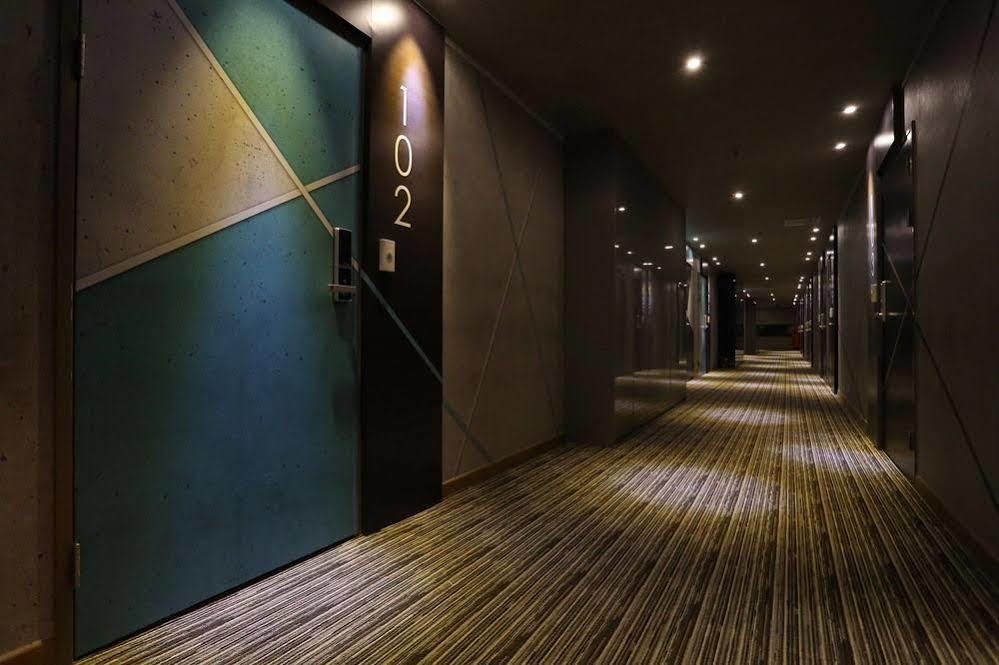 Ilsan Blanc Motel Kojang Kültér fotó
